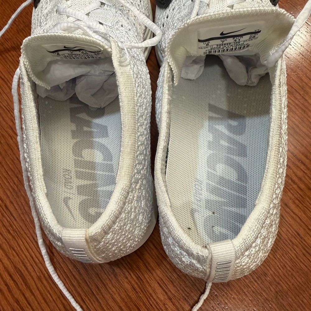 Nike Flyknit Racer Sneakers with Black Bow Detail - Picture 3 of 5